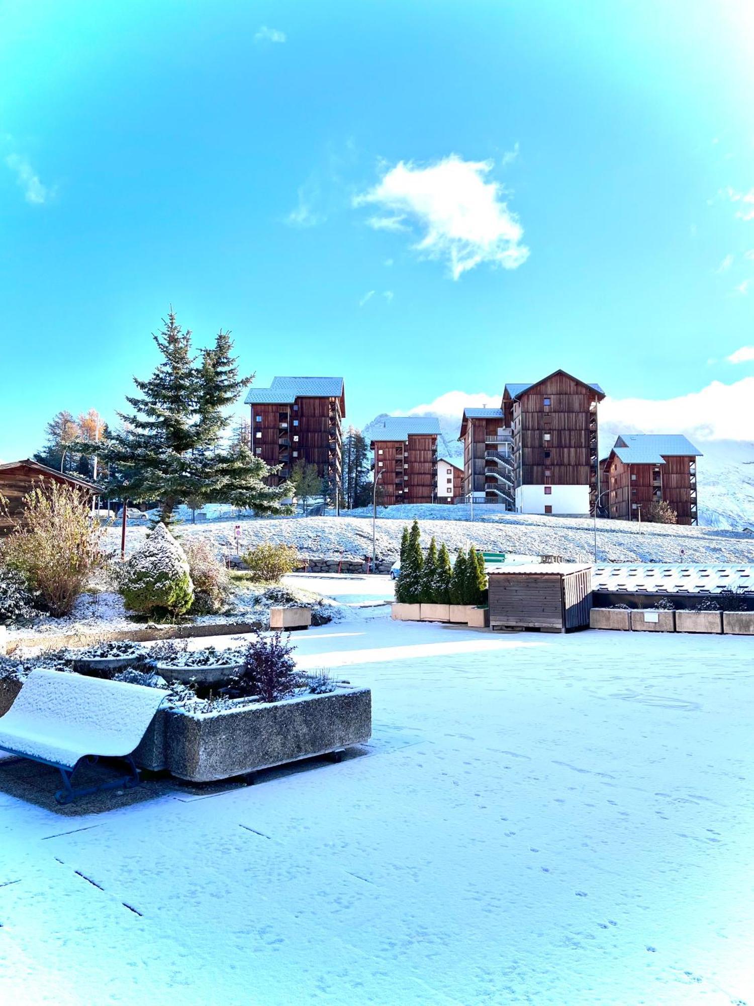 Appartement Chalets Du Super D Saint-Étienne-en-Dévoluy Extérieur photo